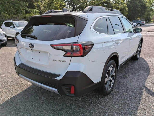 2022 Subaru Outback Limited photo 3