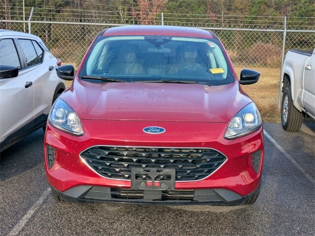 2021 Ford Escape SE photo 2