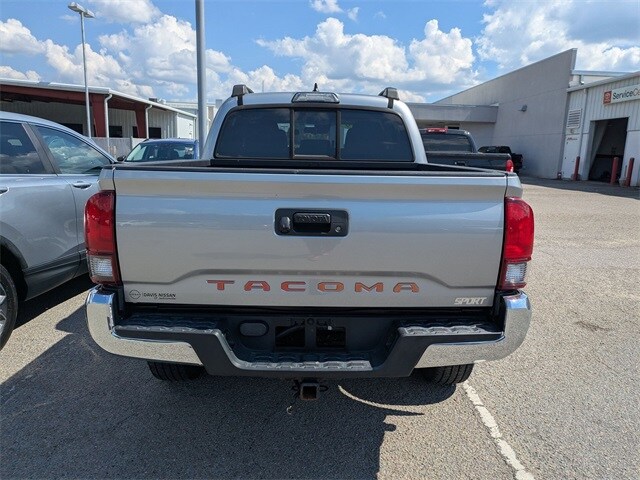 2019 Toyota Tacoma SR5 photo 3