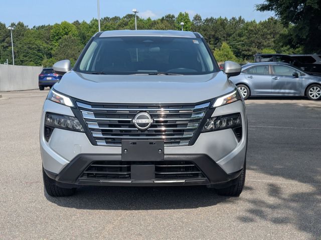 2025 Nissan Rogue SV - Photo 8