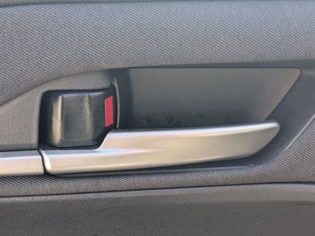 2025 Toyota Camry LE - Photo 13