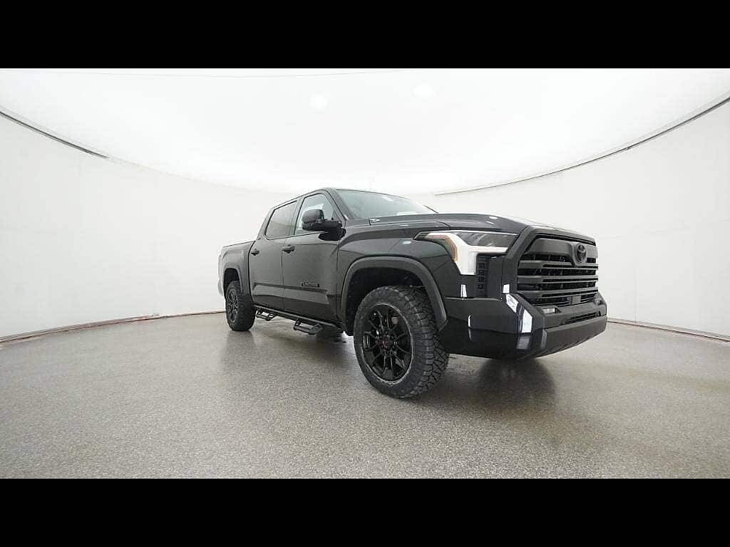 2026 Toyota Tundra SR5 - Photo 12