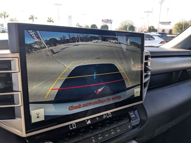 2025 Toyota Tundra SR5 - Photo 21