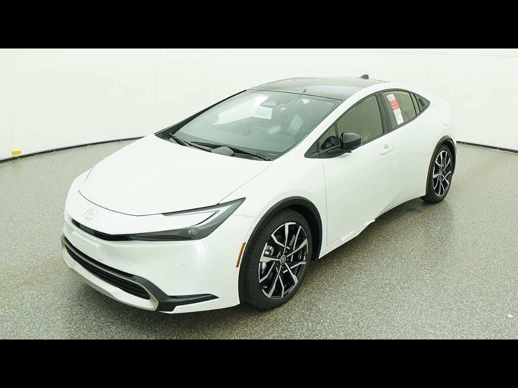 New 2026 Toyota Prius Plug-in Hybrid XSE Hatchback