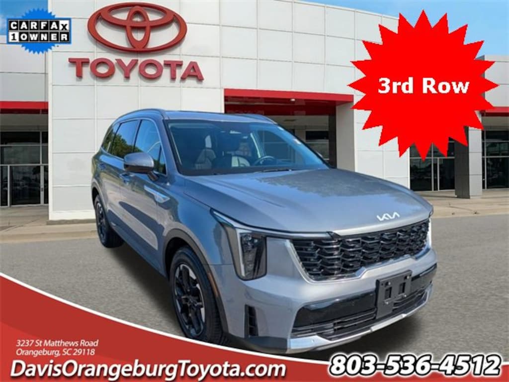 Used 2024 Kia Sorento S SUV