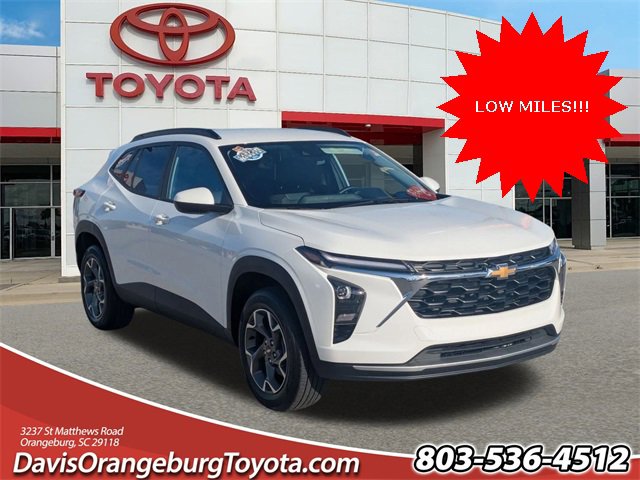 2025 Chevrolet Trax LT