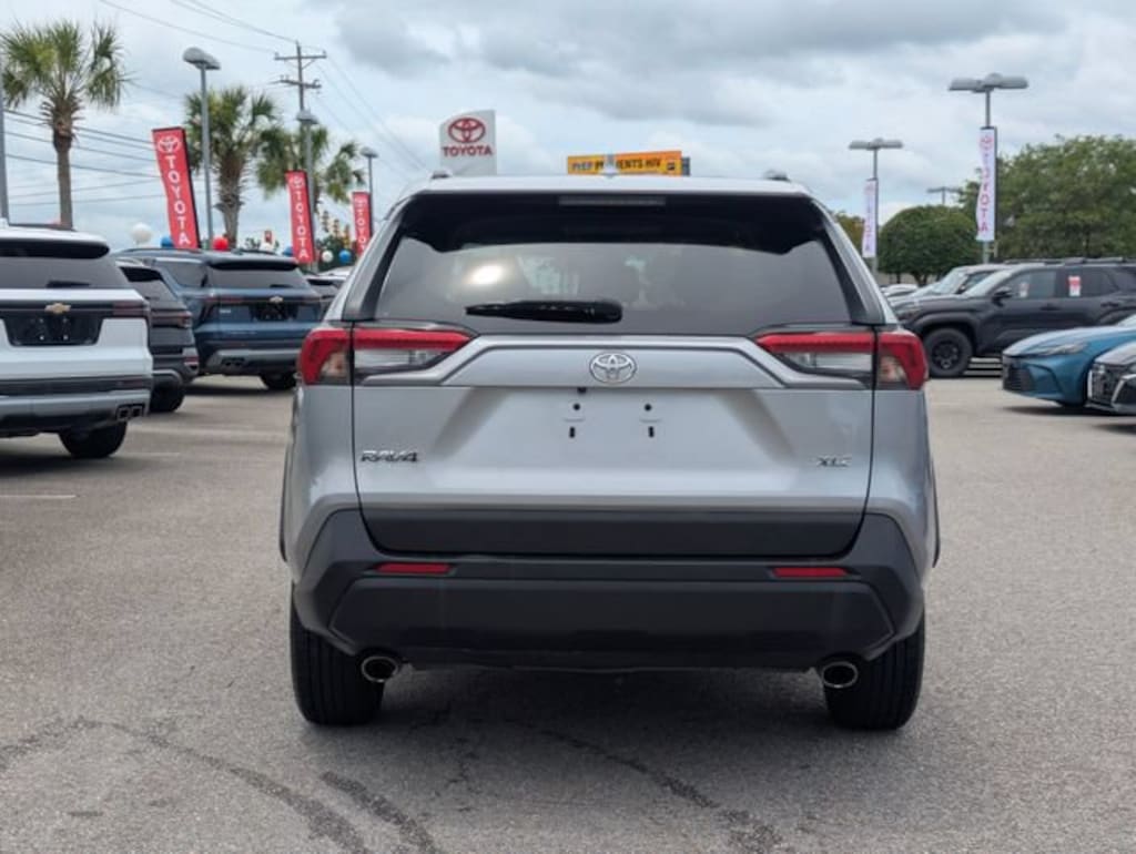 Used 2024 Toyota RAV4 XLE SUV