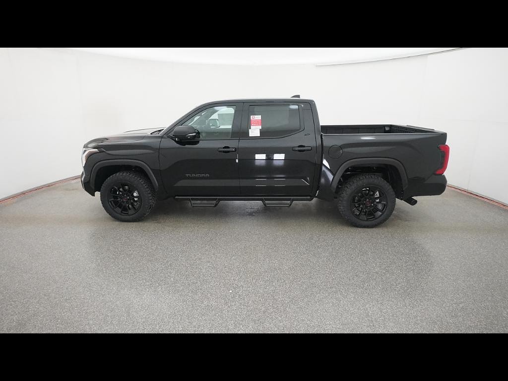 2026 Toyota Tundra SR5 - Photo 15