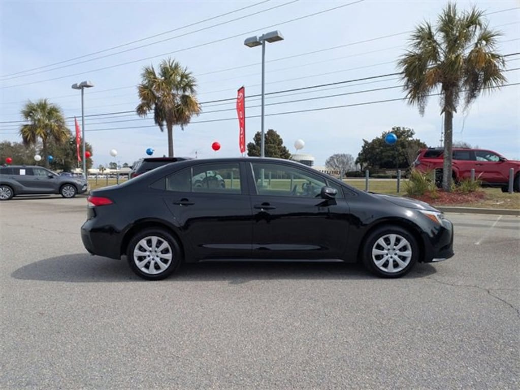 Certified 2024 Toyota Corolla Hybrid LE Sedan