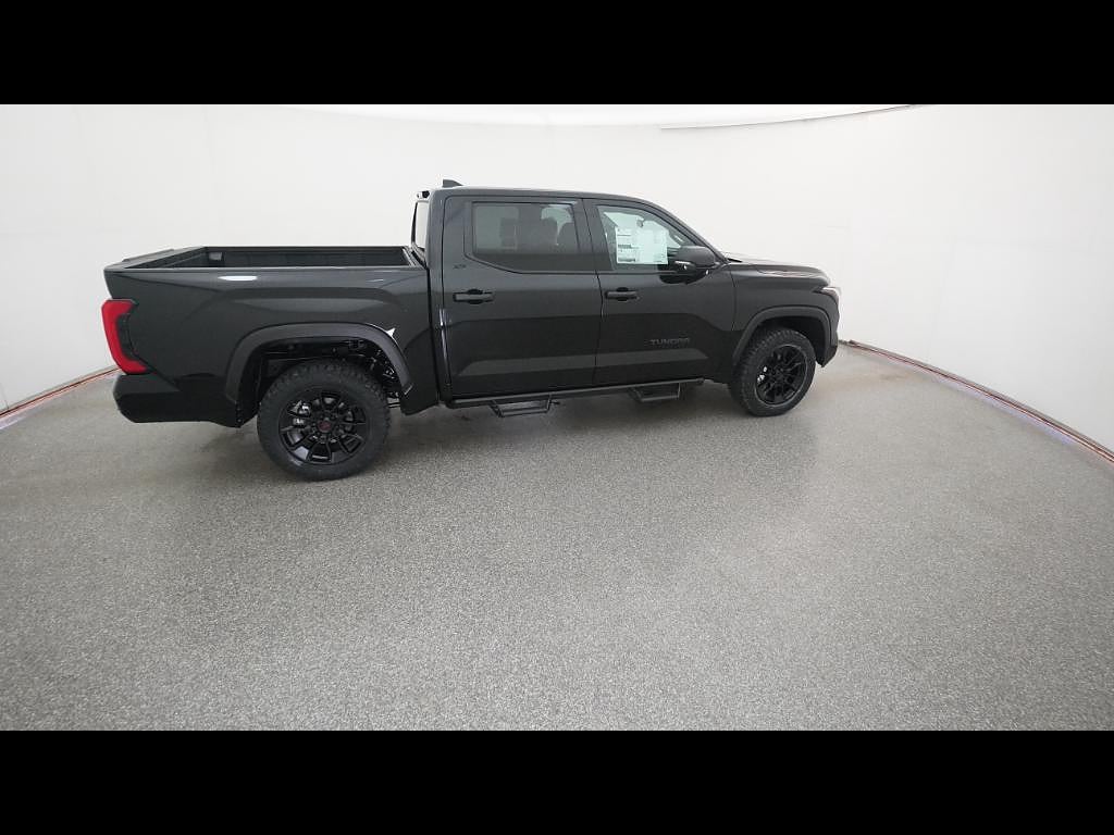 2026 Toyota Tundra SR5 - Photo 11