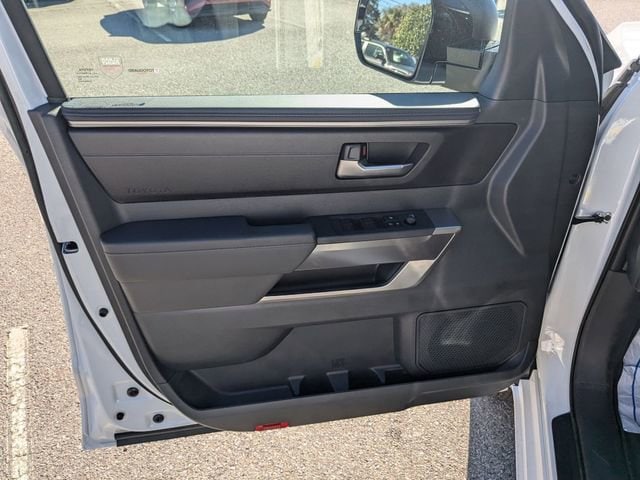 2025 Toyota Tundra SR5 - Photo 11
