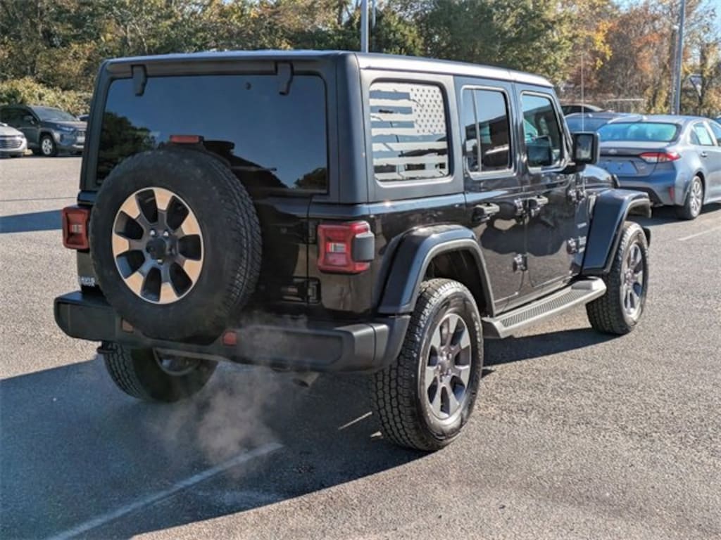 Used 2018 Jeep Wrangler Unlimited Sahara 4x4 SUV
