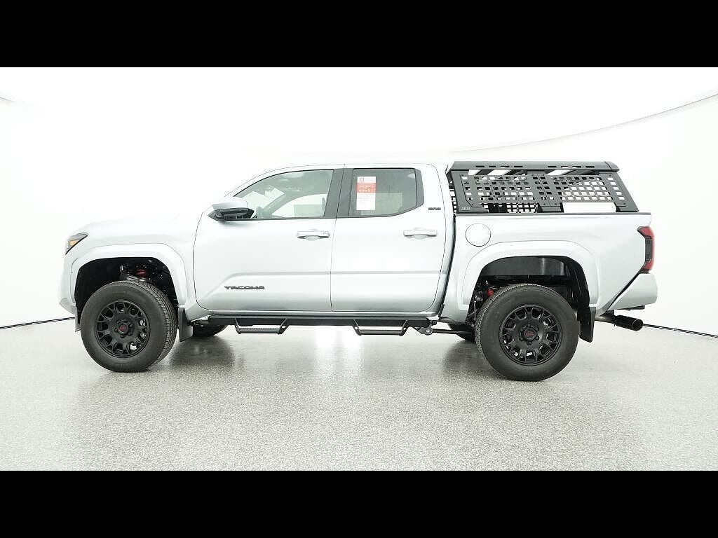 2025 Toyota Tacoma SR5 - Photo 93
