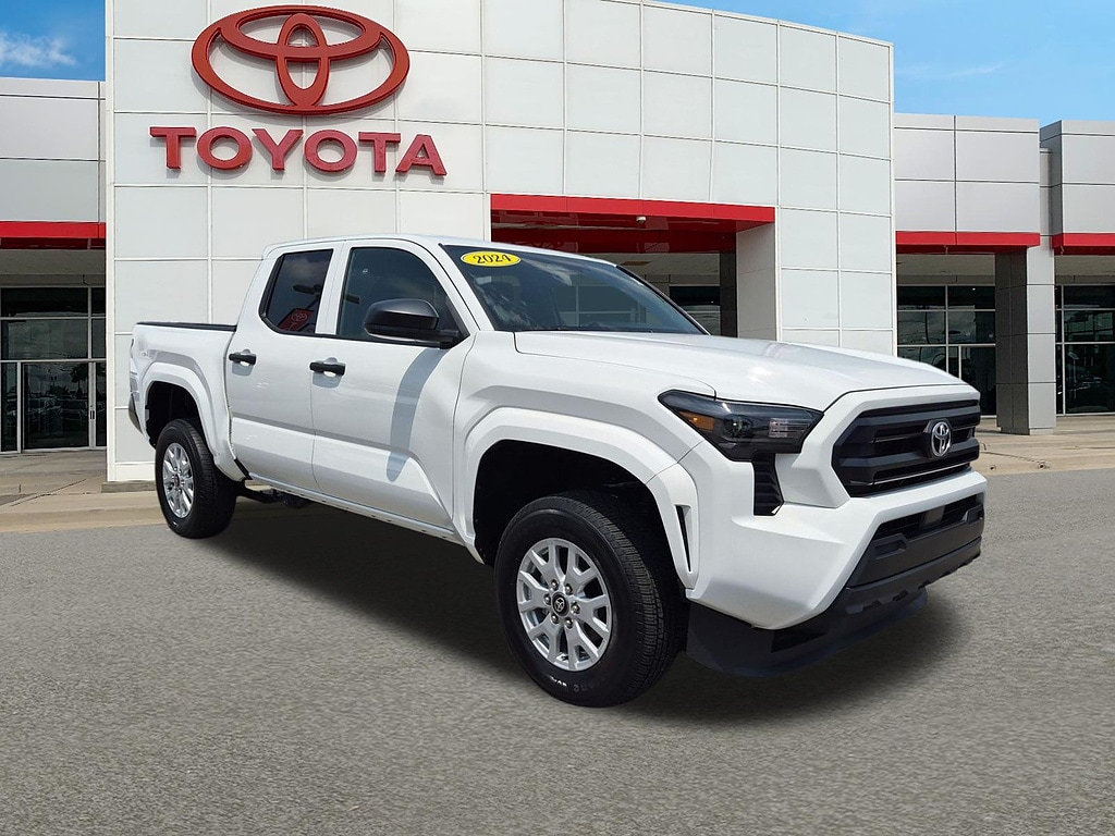 Used 2024 Toyota Tacoma SR Truck Double Cab