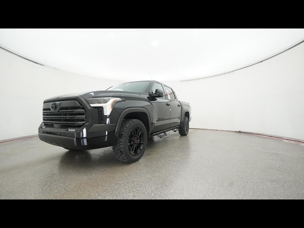 2026 Toyota Tundra SR5 - Photo 9