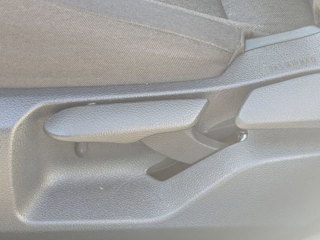 2025 Toyota Camry LE - Photo 15