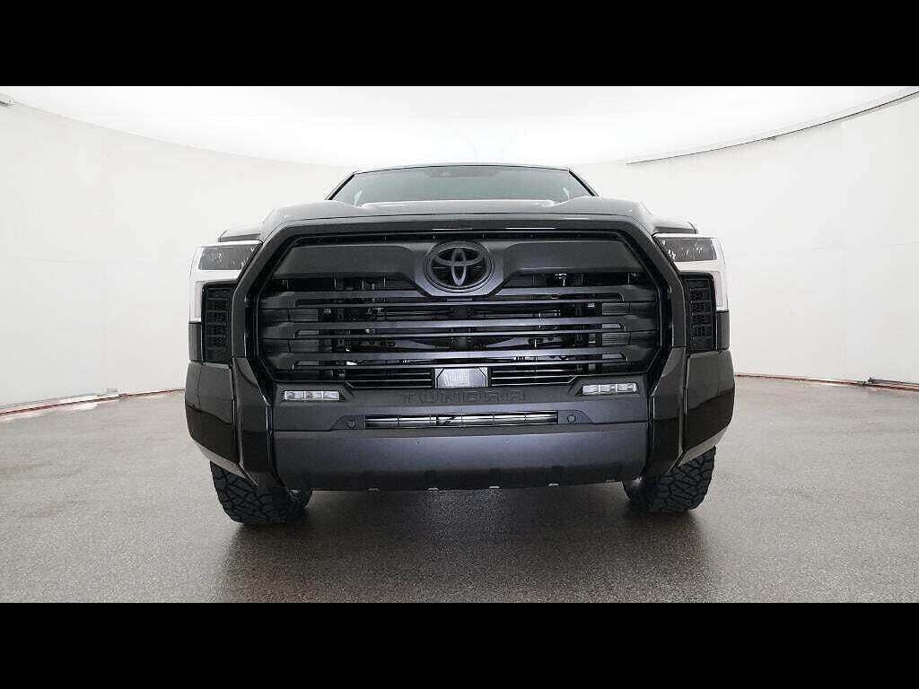 2026 Toyota Tundra SR5 - Photo 9