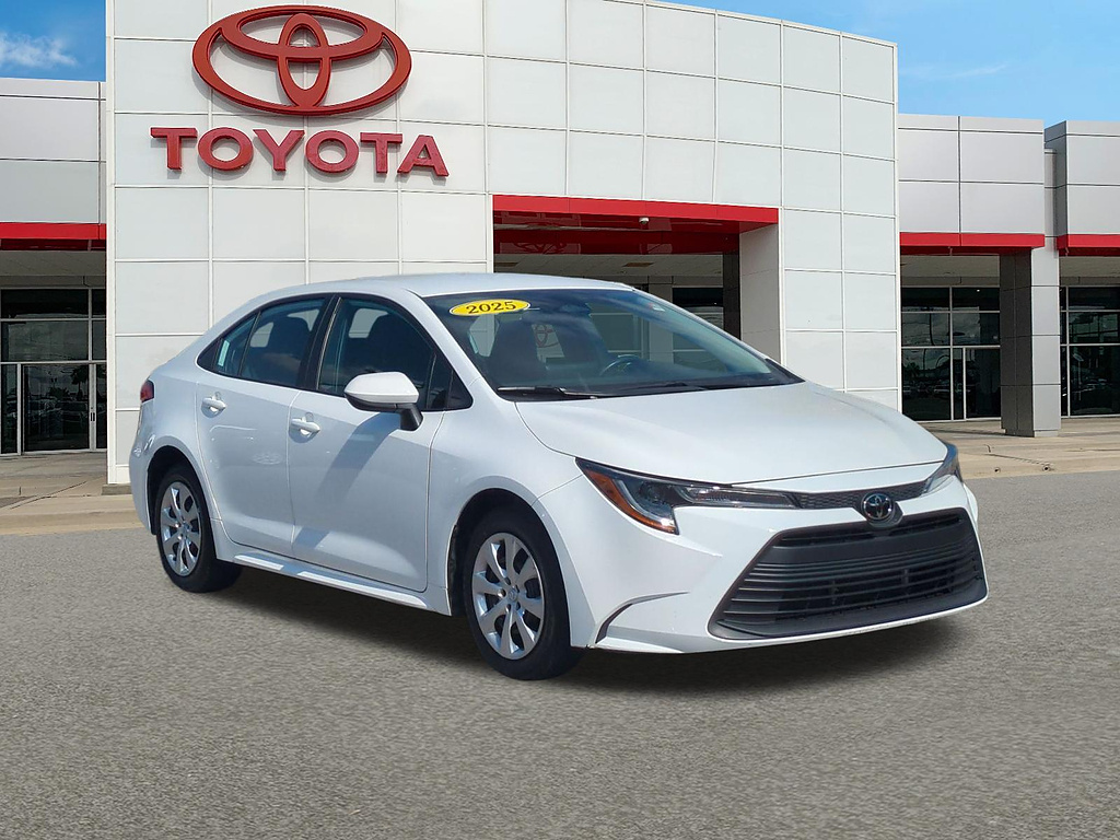 2025 Toyota Corolla LE