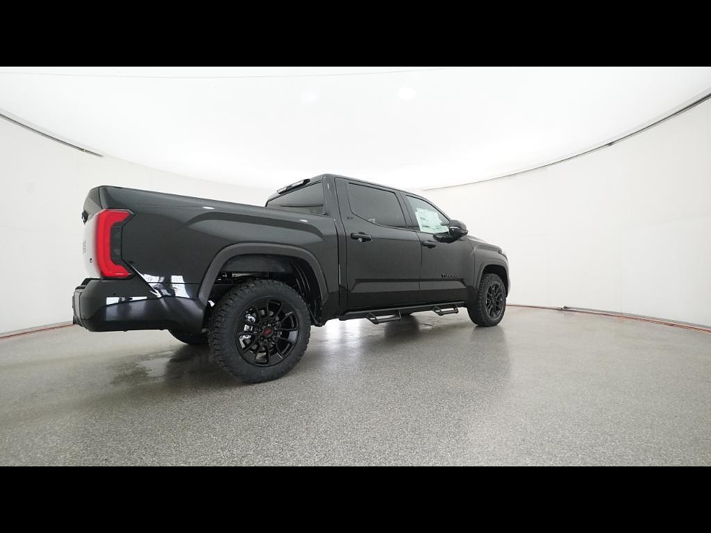 2026 Toyota Tundra SR5 - Photo 14
