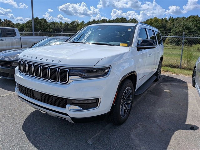 2024 Jeep Wagoneer L Series II photo 3