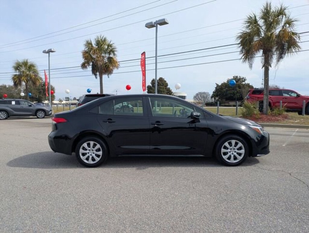 Certified 2024 Toyota Corolla Hybrid LE Sedan