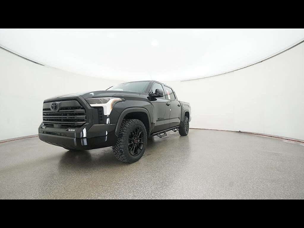 2026 Toyota Tundra SR5 - Photo 9