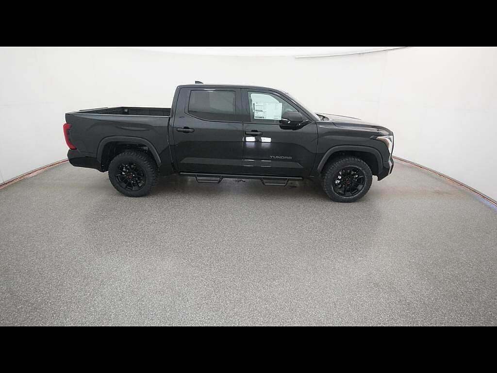 2026 Toyota Tundra SR5 - Photo 20