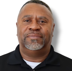 Staff member Lorenzo Anderson from 328f25e1b556