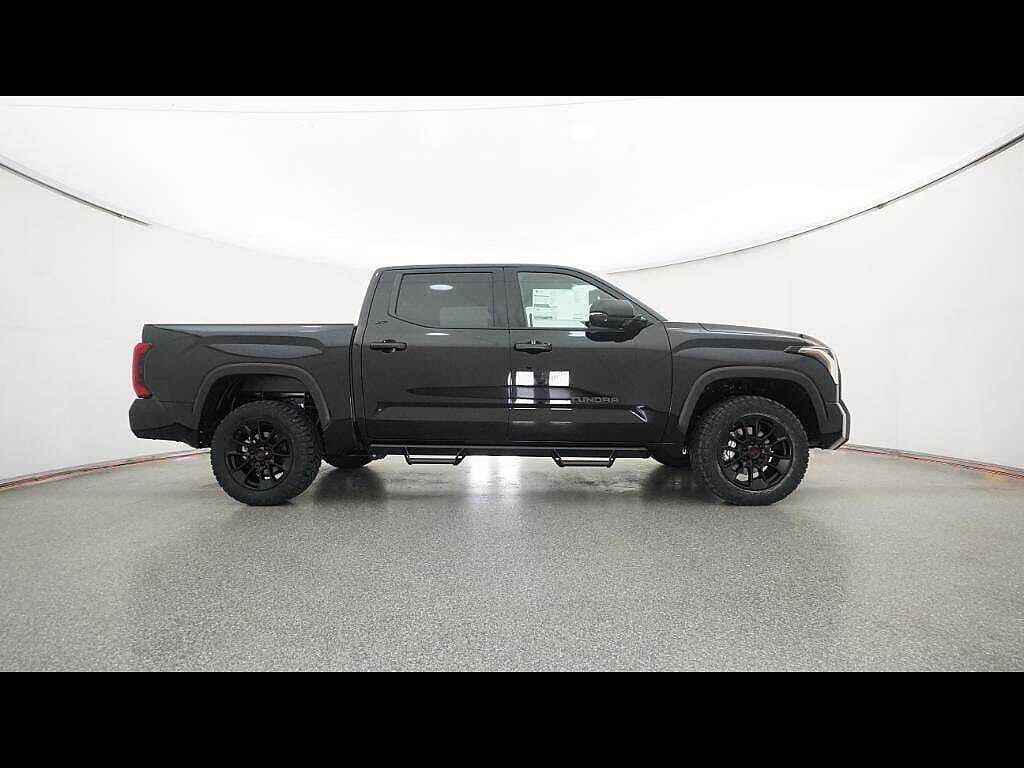 2026 Toyota Tundra SR5 - Photo 17