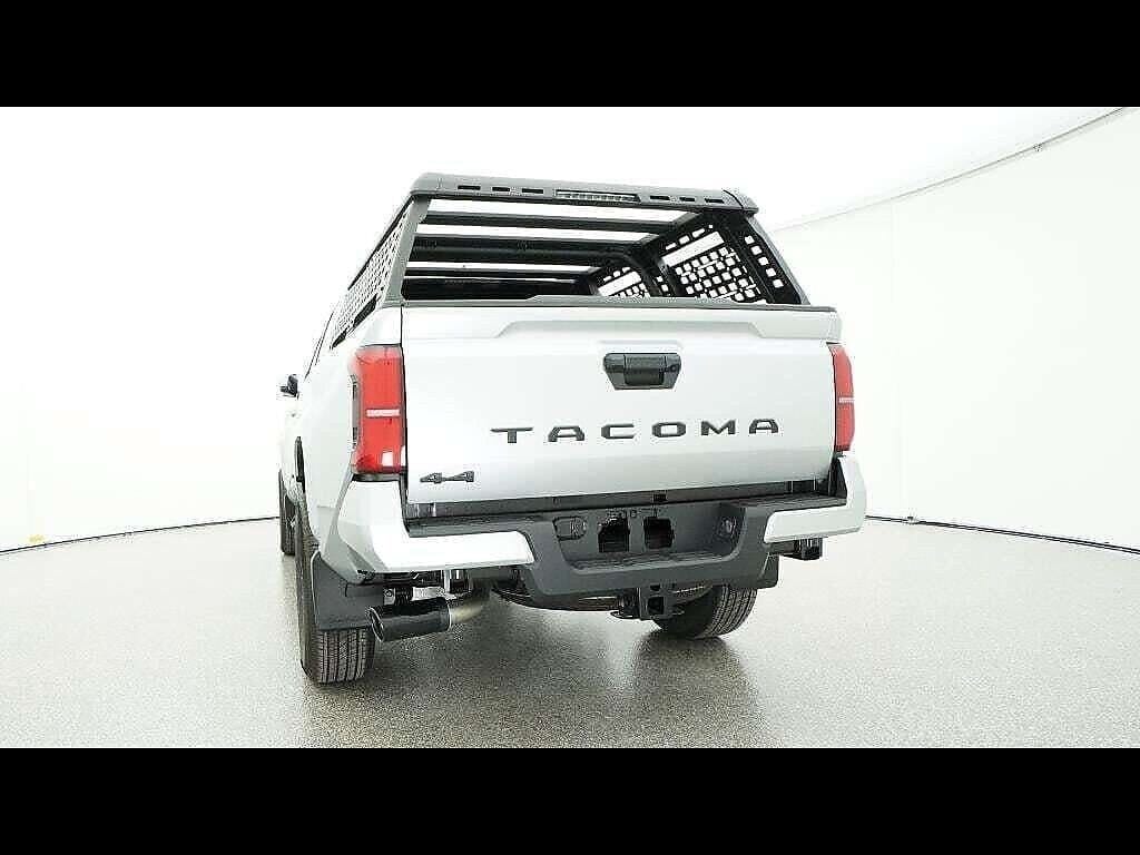 2025 Toyota Tacoma SR5 - Photo 48