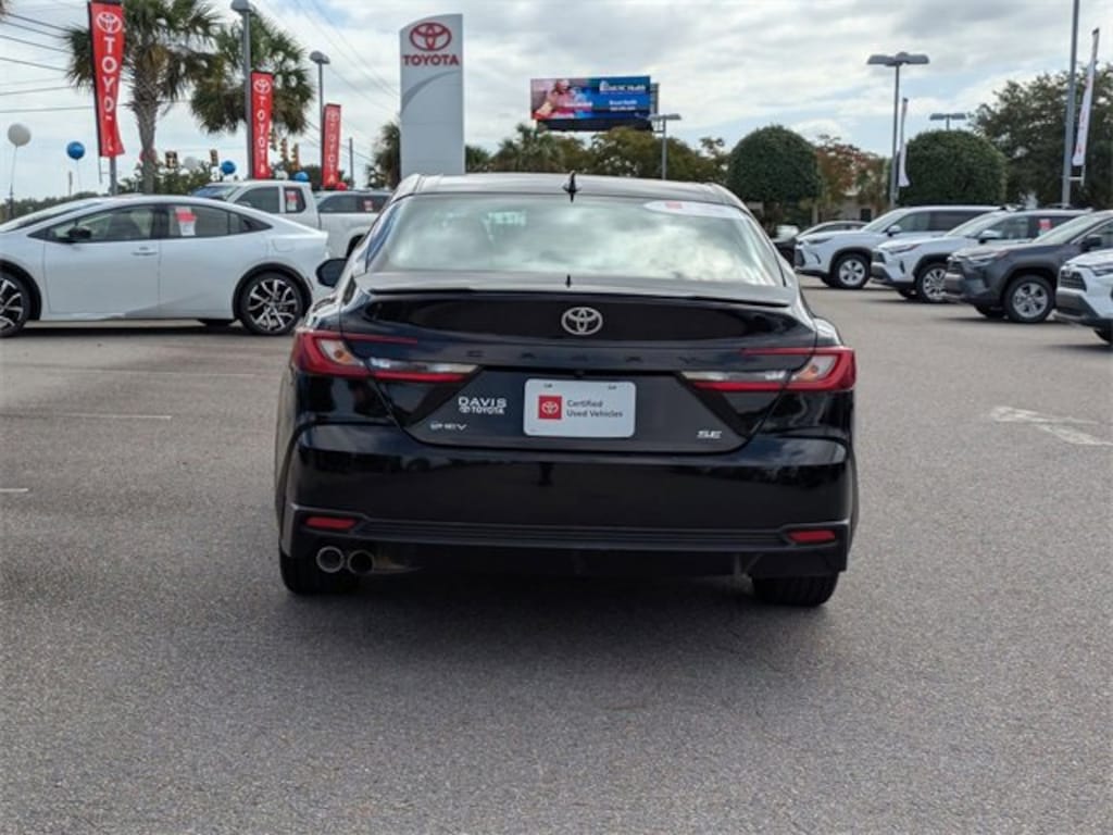 Certified 2025 Toyota Camry SE Sedan