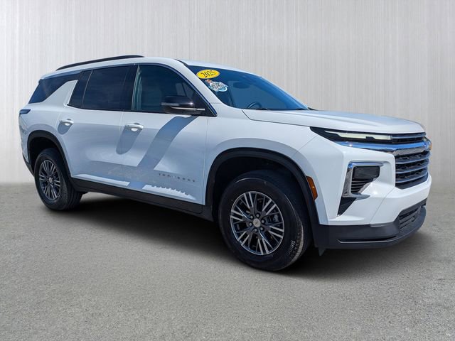 2025 Chevrolet Traverse FWD LT's photo