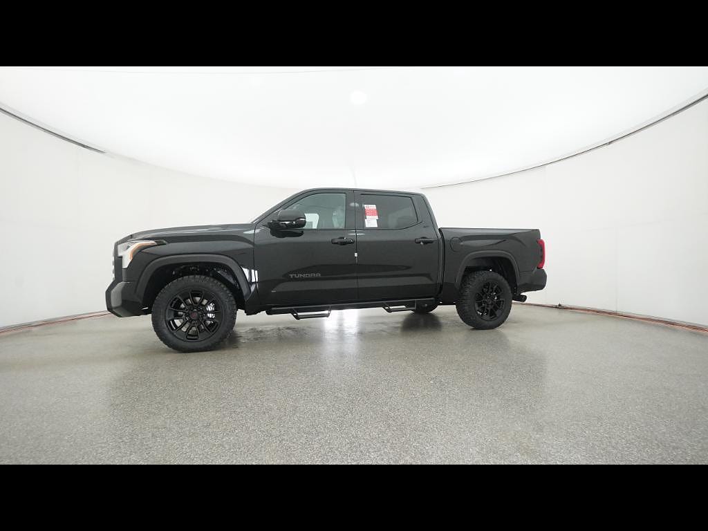 2026 Toyota Tundra SR5 - Photo 6