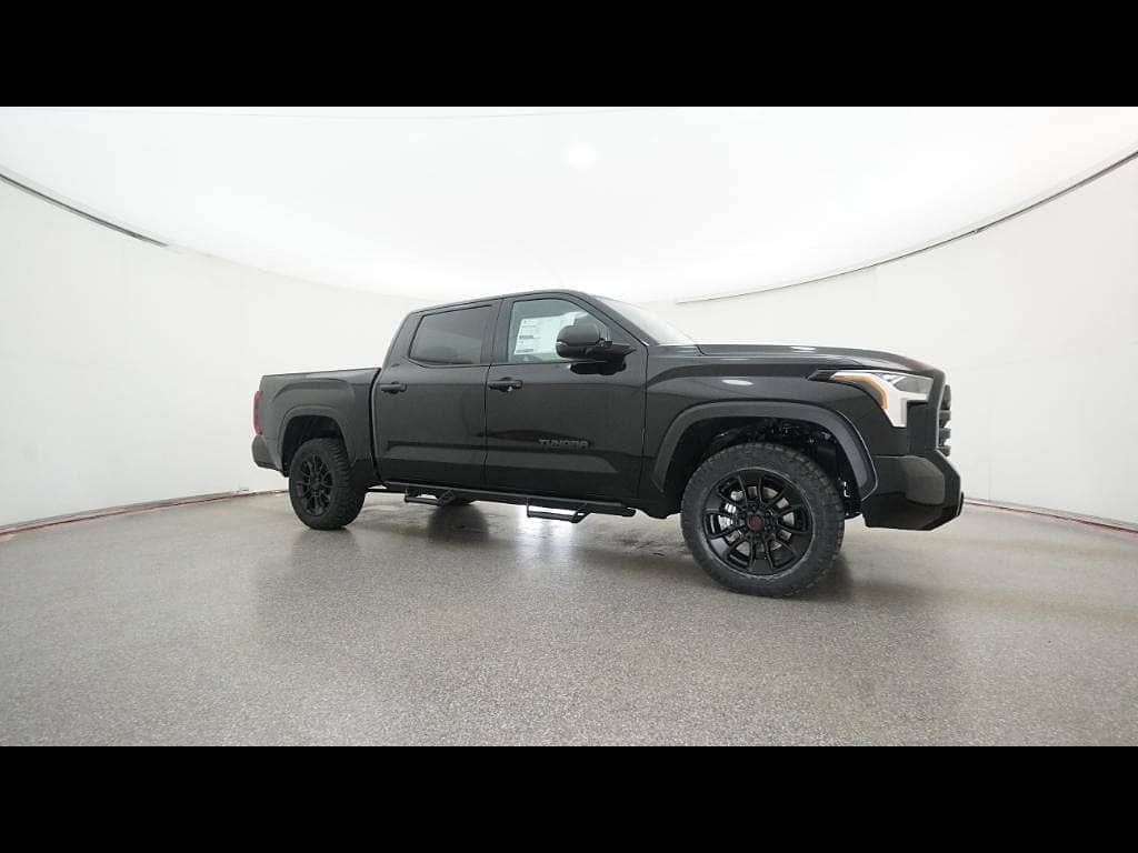 2026 Toyota Tundra SR5 - Photo 18