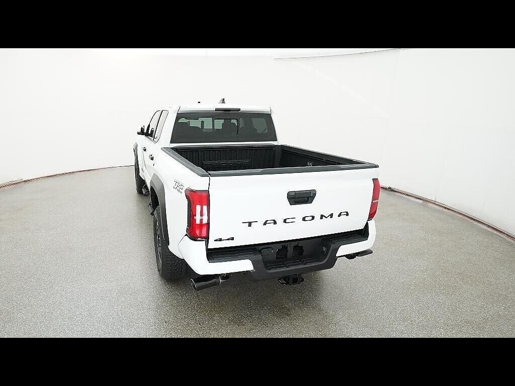 2025 Toyota Tacoma TRD Off Road - Photo 16
