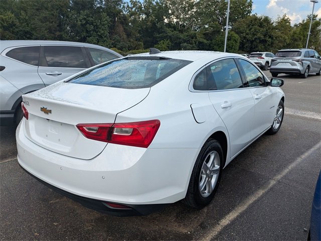 2024 Chevrolet Malibu LS photo 2