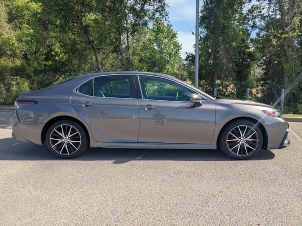 Certified 2022 Toyota Camry SE Sedan