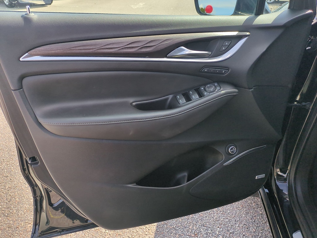 2023 Buick Enclave Avenir - Photo 12