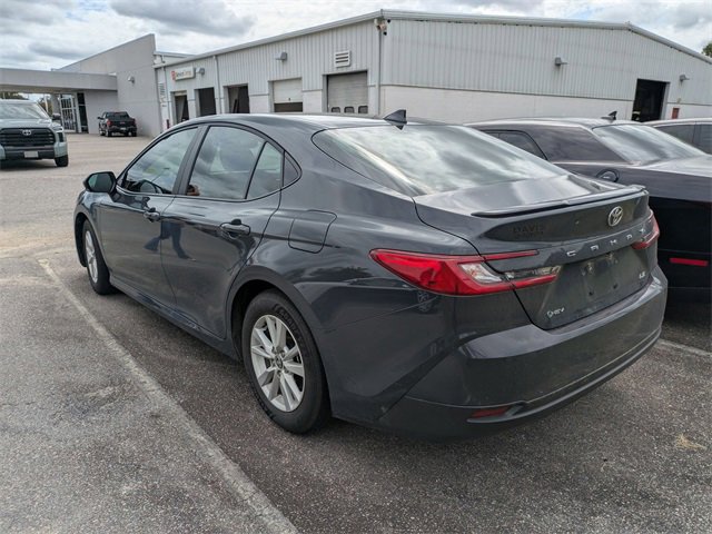 2025 Toyota Camry LE photo 4