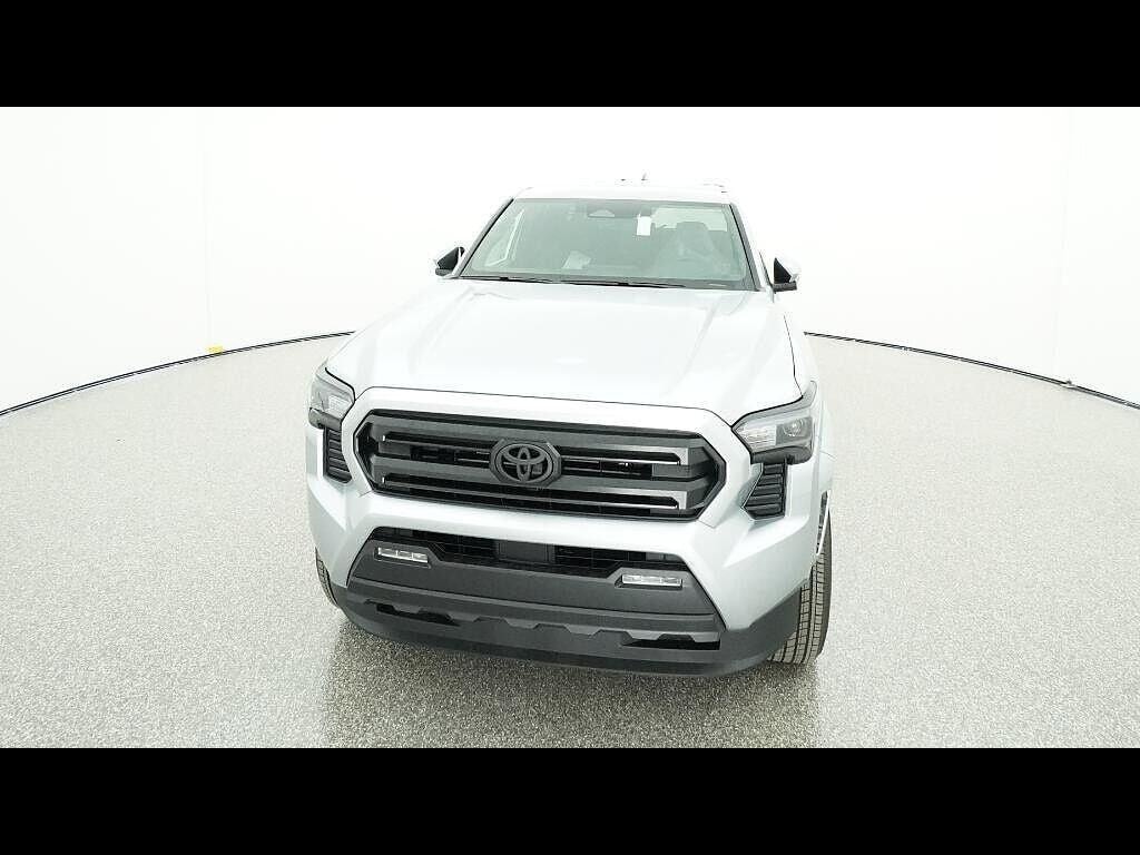 2025 Toyota Tacoma SR5 - Photo 21