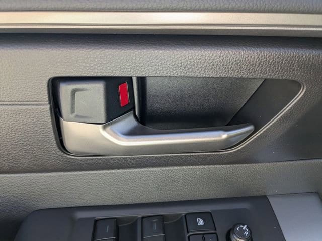 2025 Toyota Tundra SR5 - Photo 13