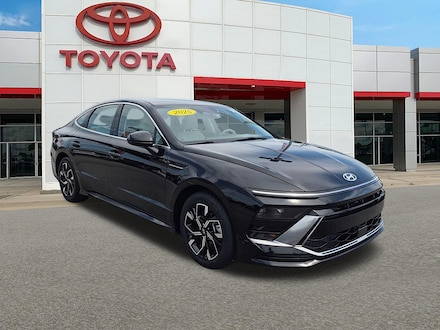 2025 Hyundai Sonata SEL Sedan