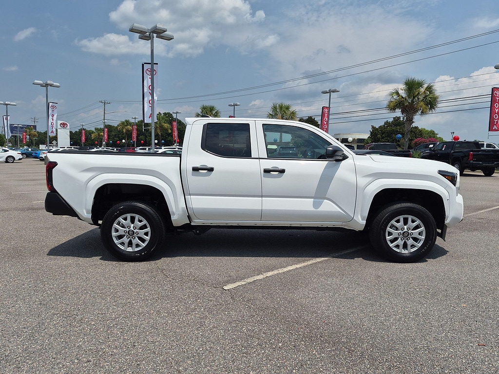 Used 2024 Toyota Tacoma SR Truck Double Cab
