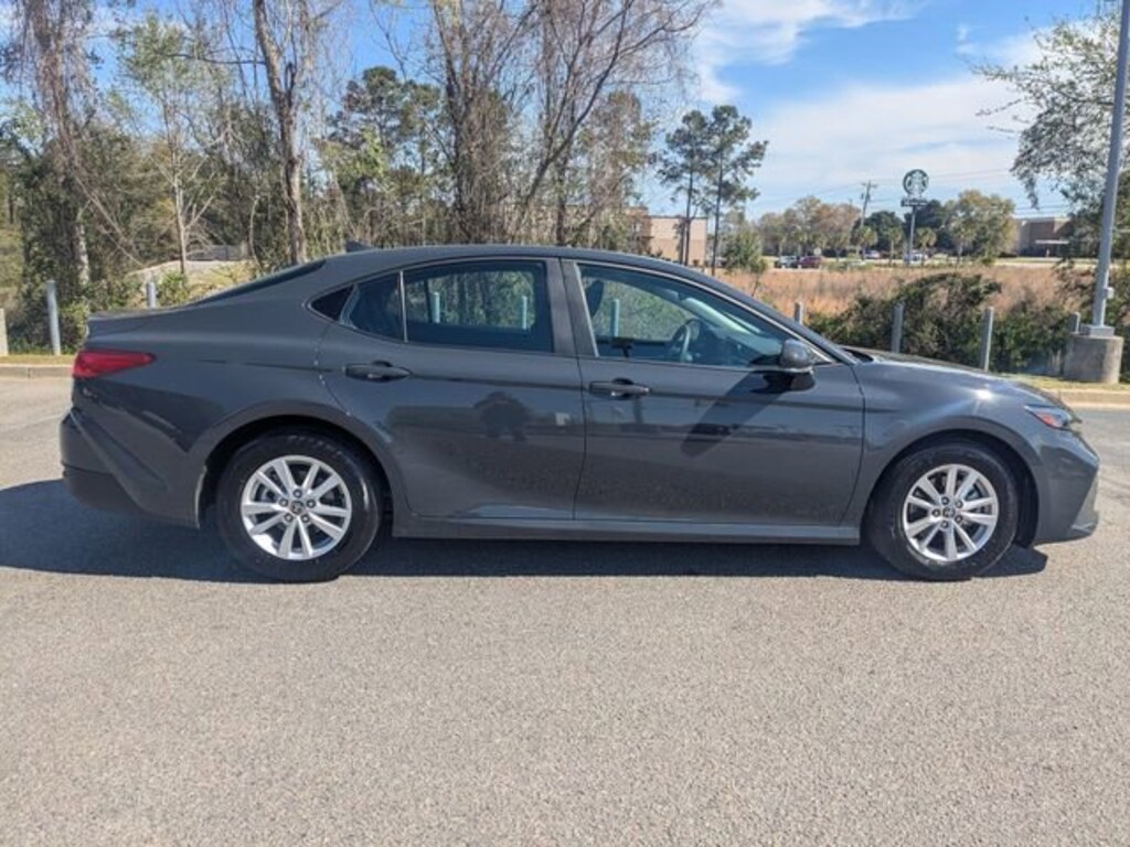 Certified 2025 Toyota Camry SE Sedan