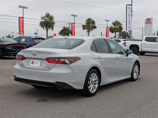2023 Toyota Camry LE photo 2
