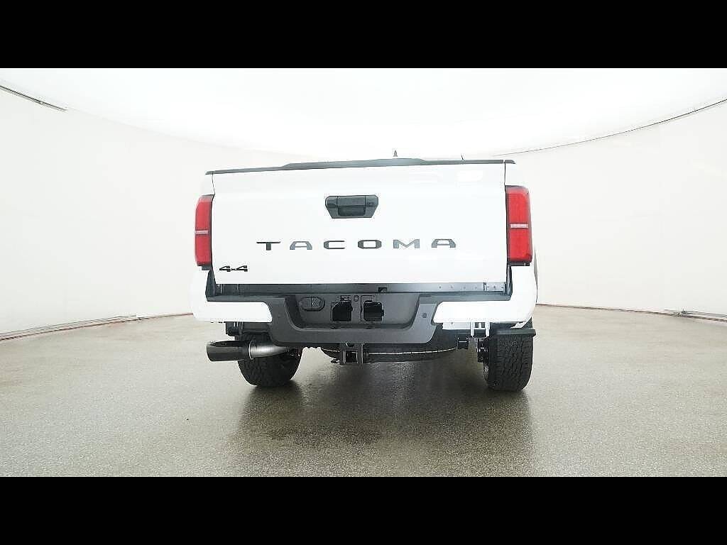2025 Toyota Tacoma TRD Off Road - Photo 9
