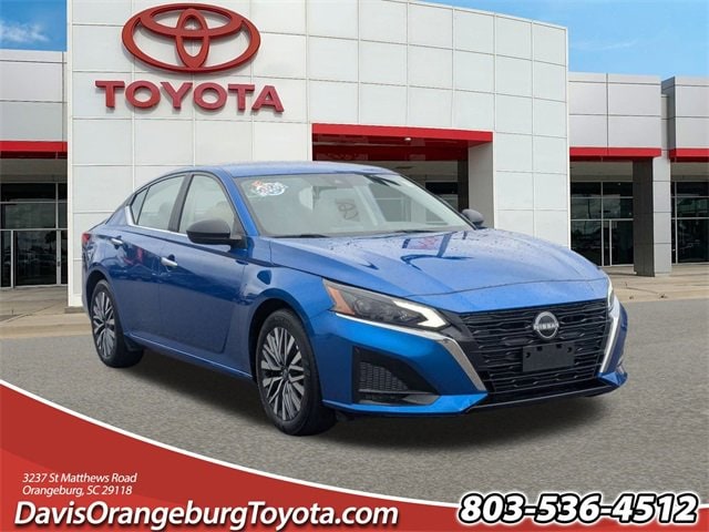 2025 Nissan Altima SV