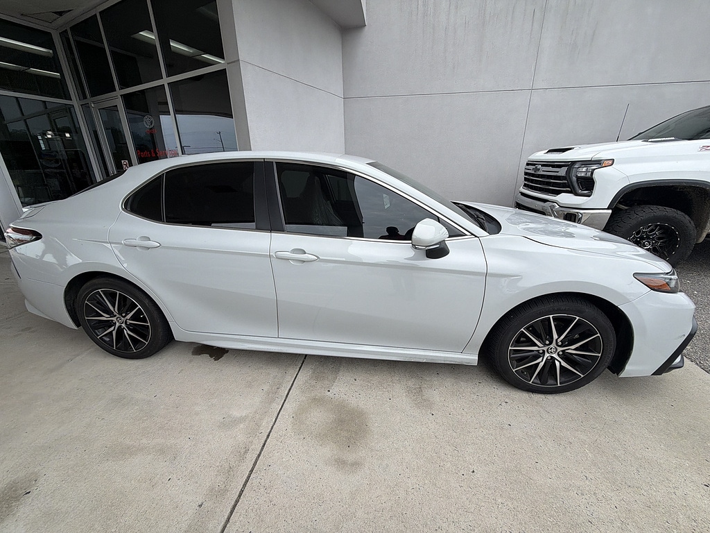 Used 2024 Toyota Camry SE Sedan