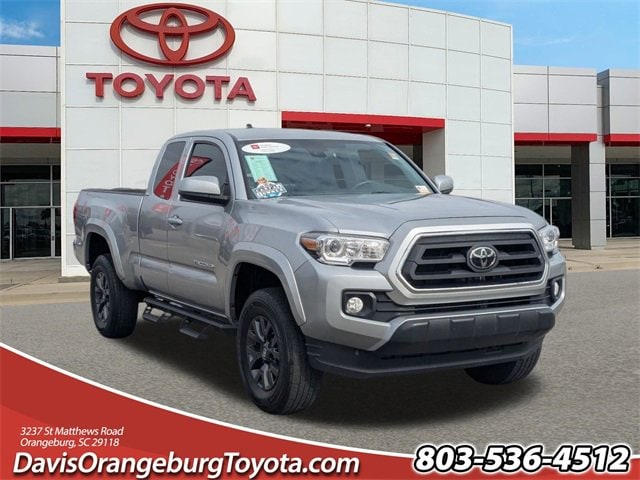2023 Toyota Tacoma SR5's photo