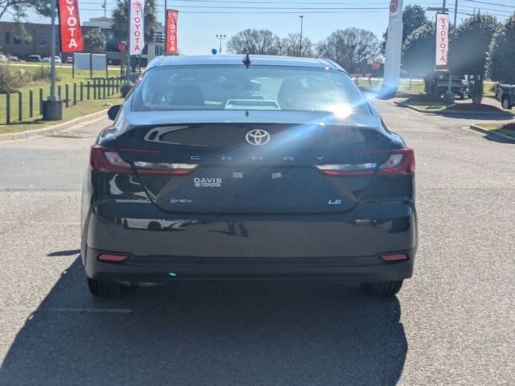 Certified 2025 Toyota Camry SE Sedan